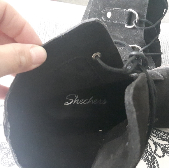 Skechers Suede Wedge Booties 7.5 - Picture 5 of 6